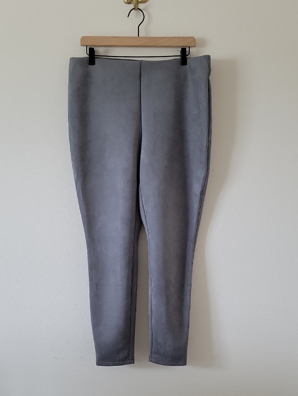 Chico's Grey Vegan Suede Leggings Grey Size Large